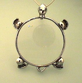 Turtle Pendant Magnifier